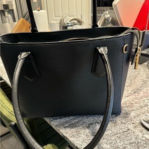 Dagne Dover classic tote PRICE DROPPED